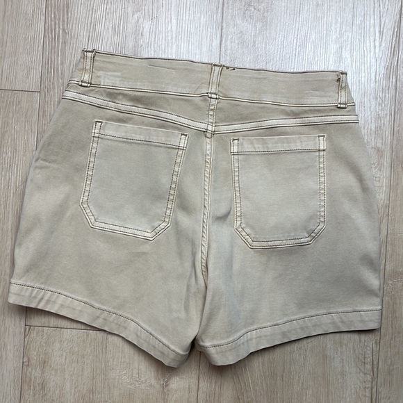 SPANX Stretch Twill Pull-on Shorts 5" in Almond/khaki, SMALL 1244 - Picture 8 of 10